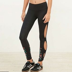 Without Walls Embroidered Leggings